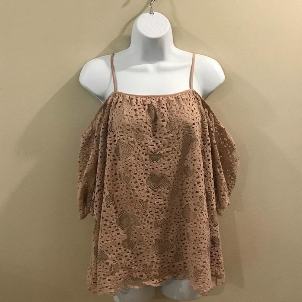 Vince Camuto | Off Shoulder Lace Blouse XS Pink - Picture 11 of 11